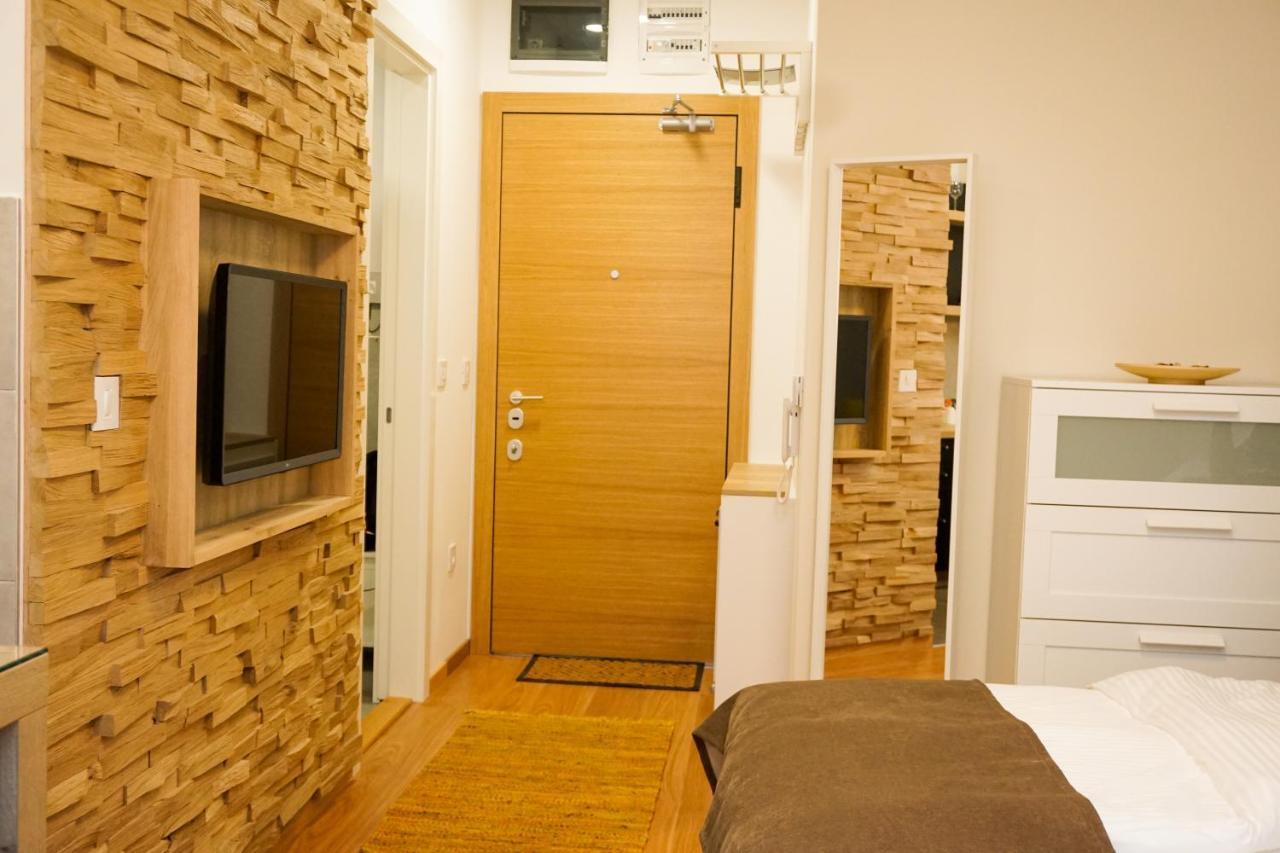 Central Palace Apartmani - Pupinova Palata Novi Sad Exterior foto